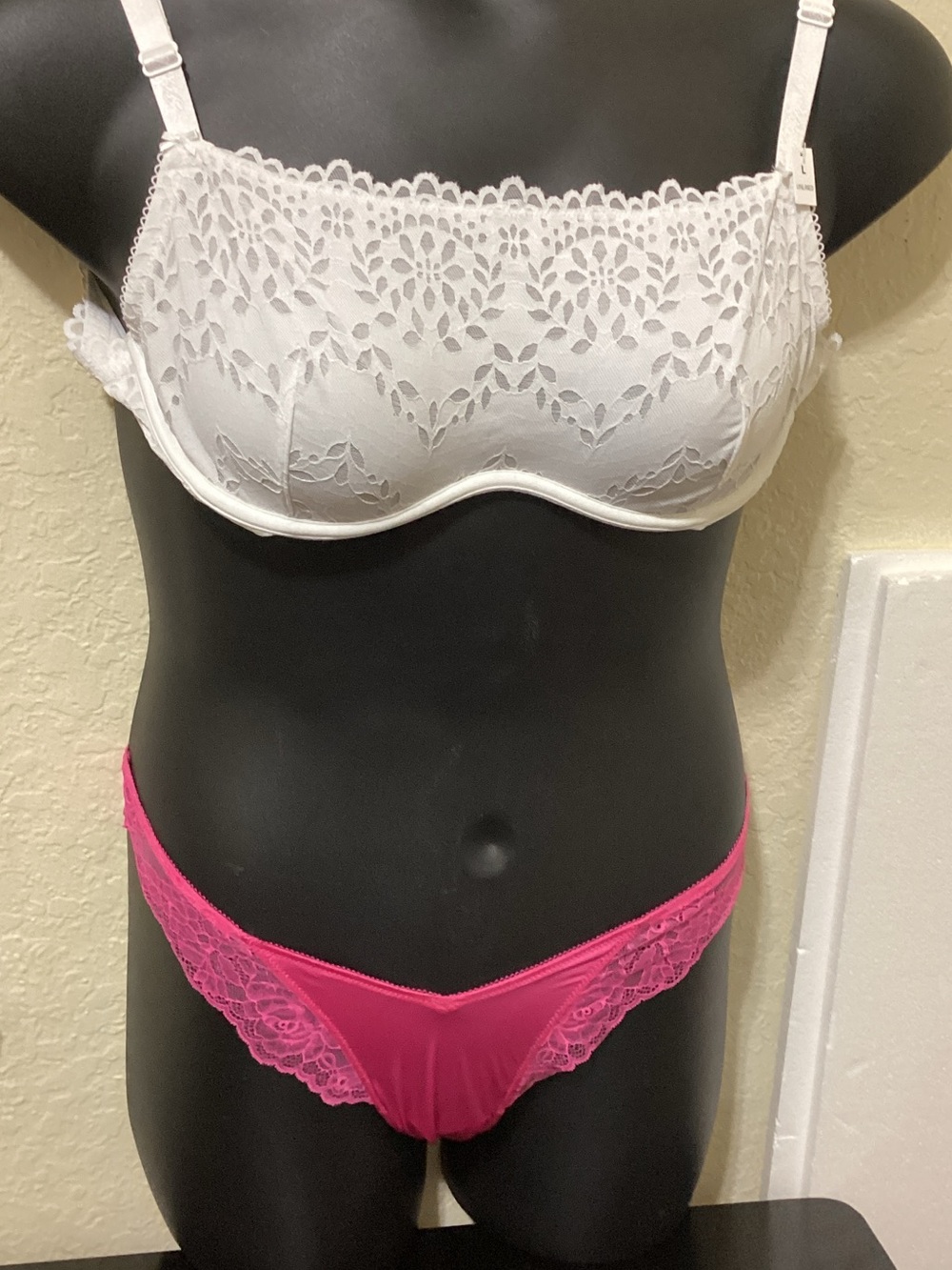 PINK Victoria's Secret White Lace Underwire Bra with Hot Pink Lace Bikini